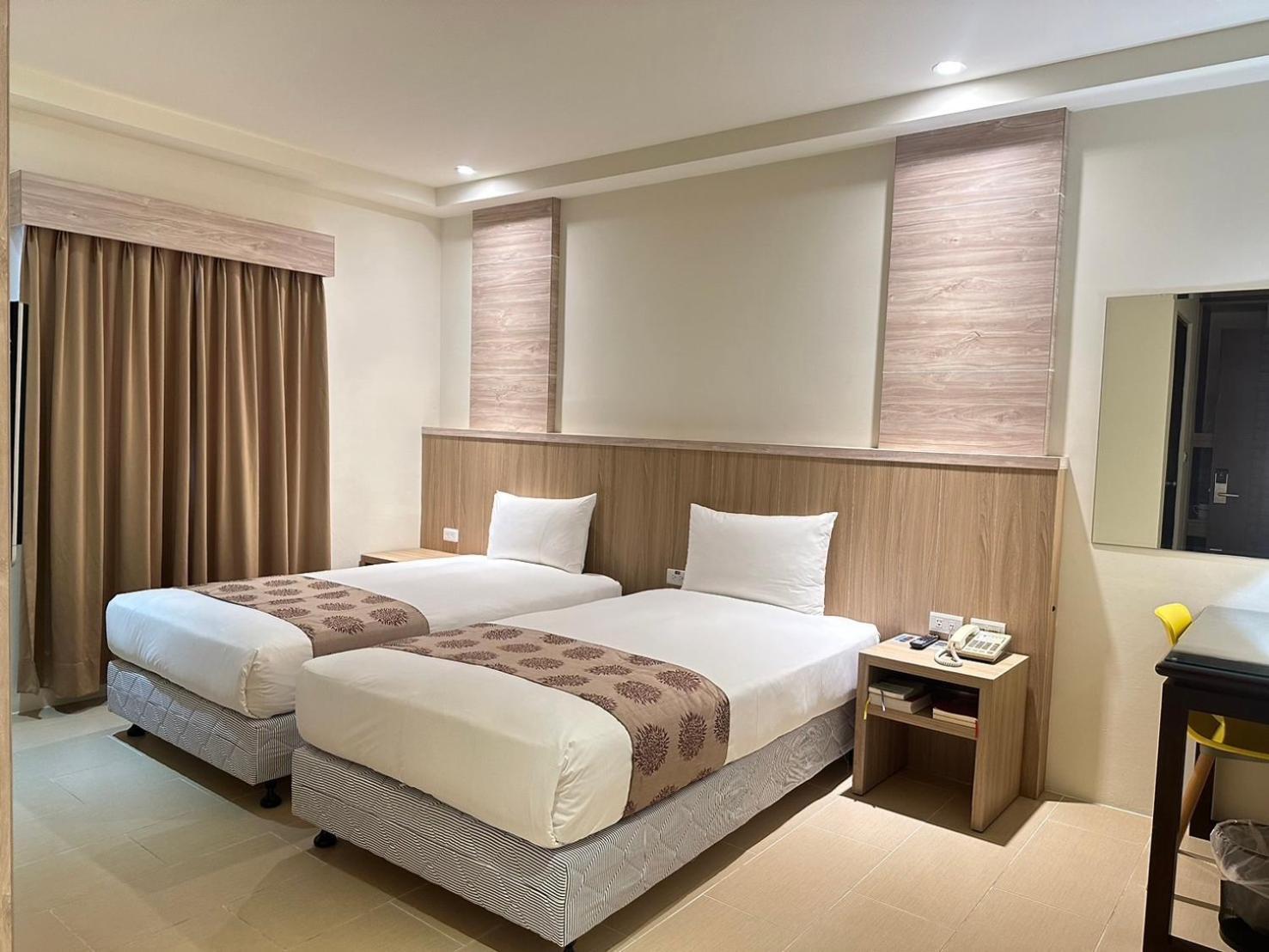 East Town 26 Hotel Hualian Zewnętrze zdjęcie
