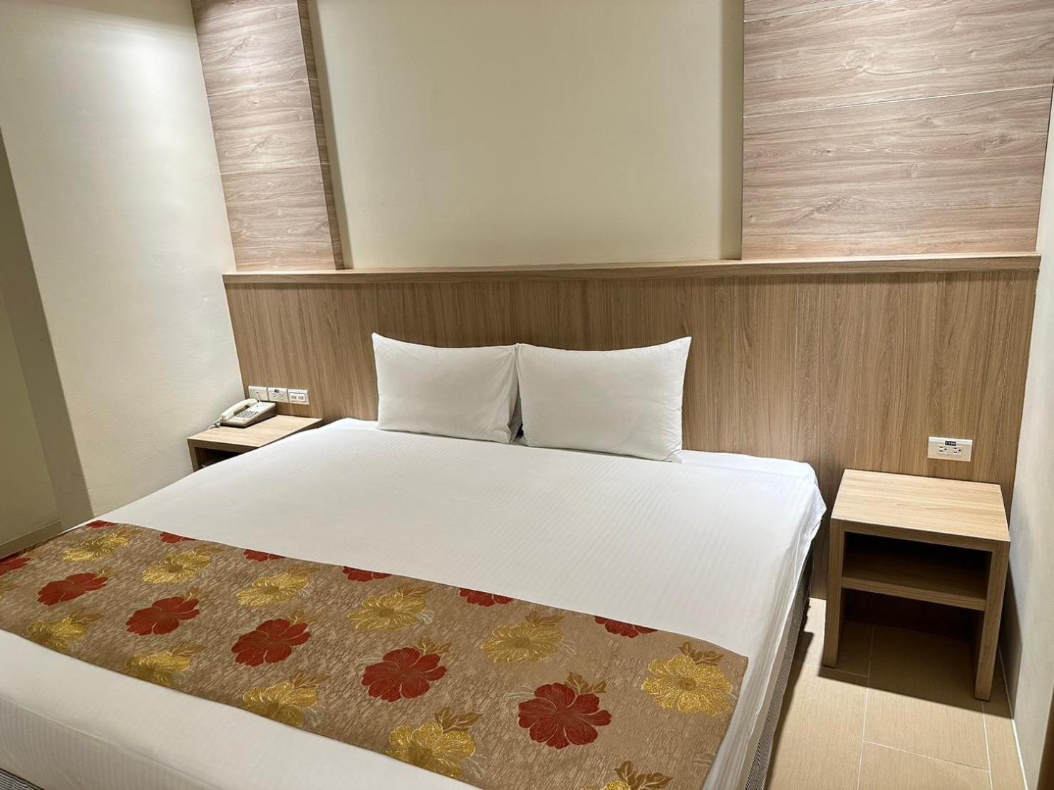 East Town 26 Hotel Hualian Zewnętrze zdjęcie