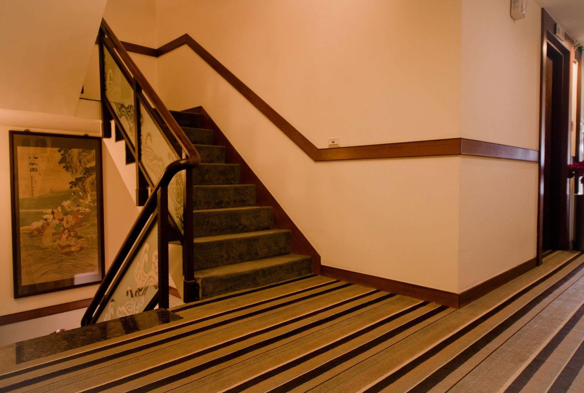 East Town 26 Hotel Hualian Zewnętrze zdjęcie