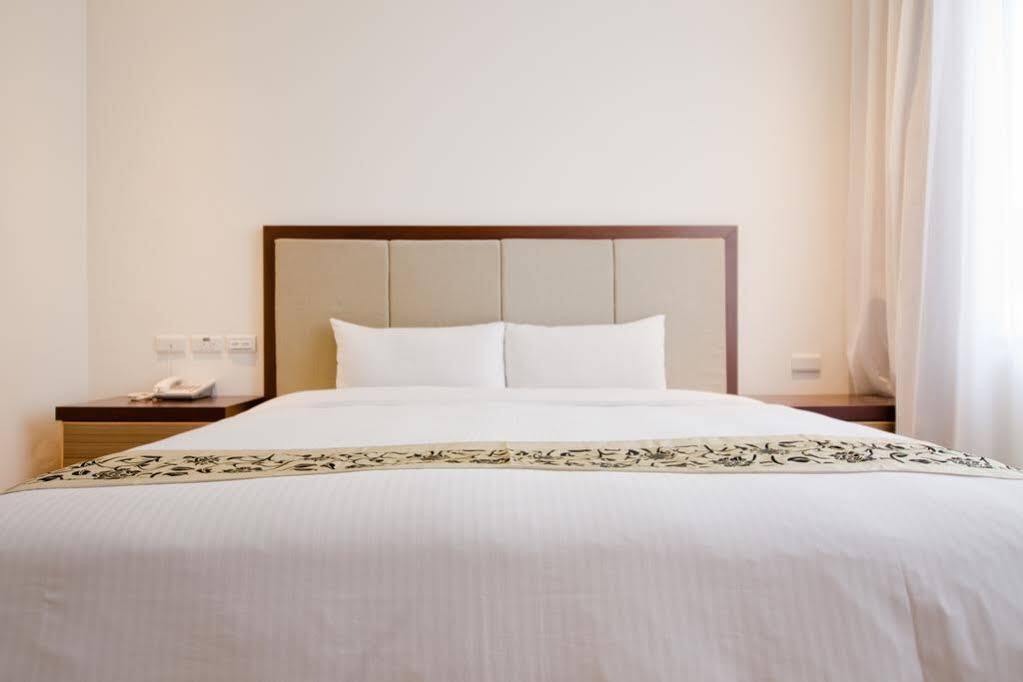 East Town 26 Hotel Hualian Zewnętrze zdjęcie